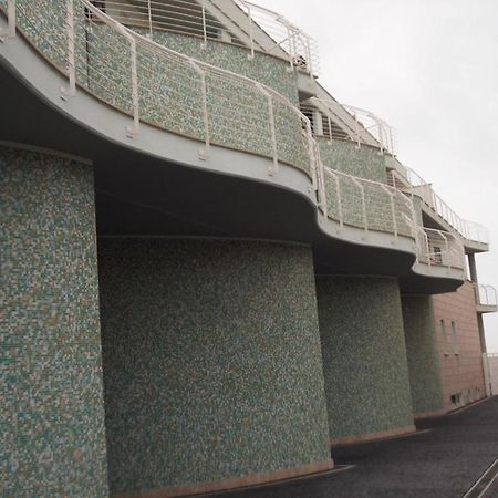 Sigis House - Independent Apartment Sea View フィウミチーノ エクステリア 写真