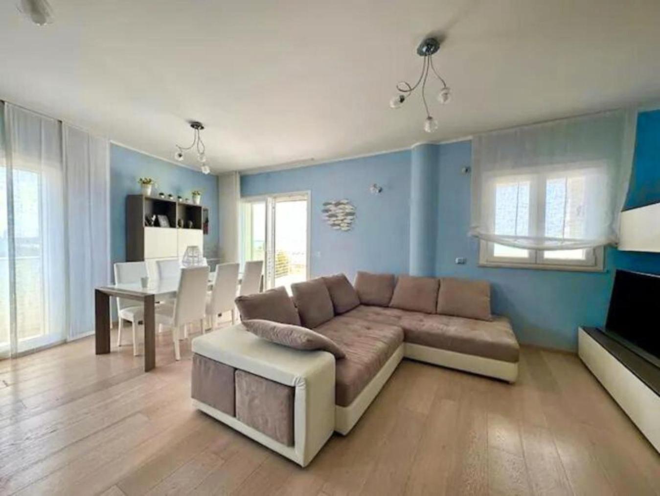 Sigis House - Independent Apartment Sea View フィウミチーノ エクステリア 写真