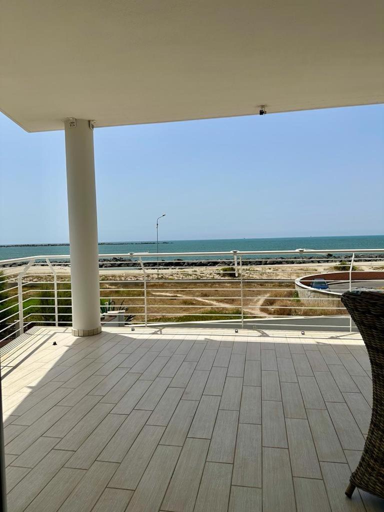 Sigis House - Independent Apartment Sea View フィウミチーノ エクステリア 写真
