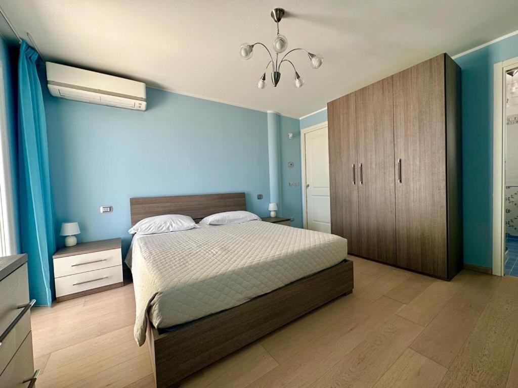 Sigis House - Independent Apartment Sea View フィウミチーノ エクステリア 写真